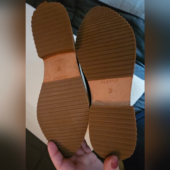 Black Leather Nisolo Chelsea Boots Sz 9 Like New - Picture 7 of 9